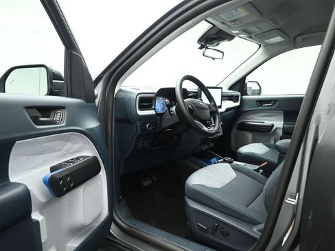 New 2025 Ford Maverick XLT w/ XLT Luxury Package image 8