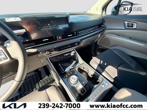 New 2026 Kia Carnival SX image 30