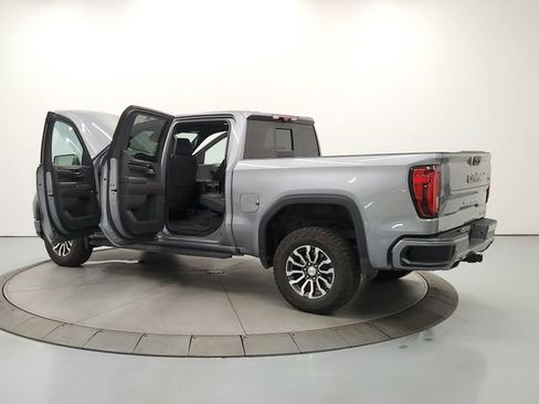 Used 2023 GMC Sierra 1500 AT4 w/ Technology Package AWD/4WD image 13