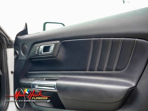 Used 2021 Ford Mustang Premium image 10