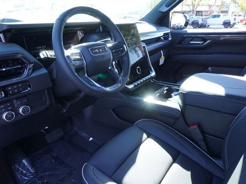 New 2026 GMC Yukon XL Elevation image 17