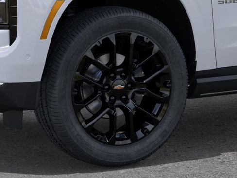New 2026 Chevrolet Suburban High Country image 11