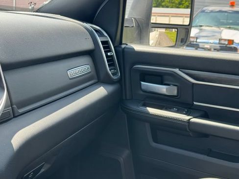 Used 2024 RAM 2500 Big Horn w/ Sport Appearance Package AWD/4WD image 41