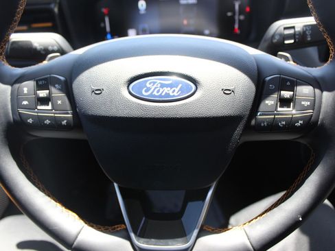 Used 2025 Ford Maverick Tremor AWD/4WD image 34