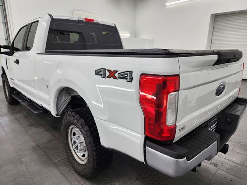 Used 2019 Ford F250 XL w/ XL Value Package image 6