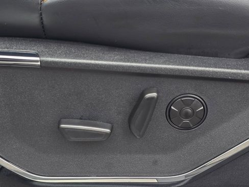 Used 2024 Ford F350 Platinum image 38