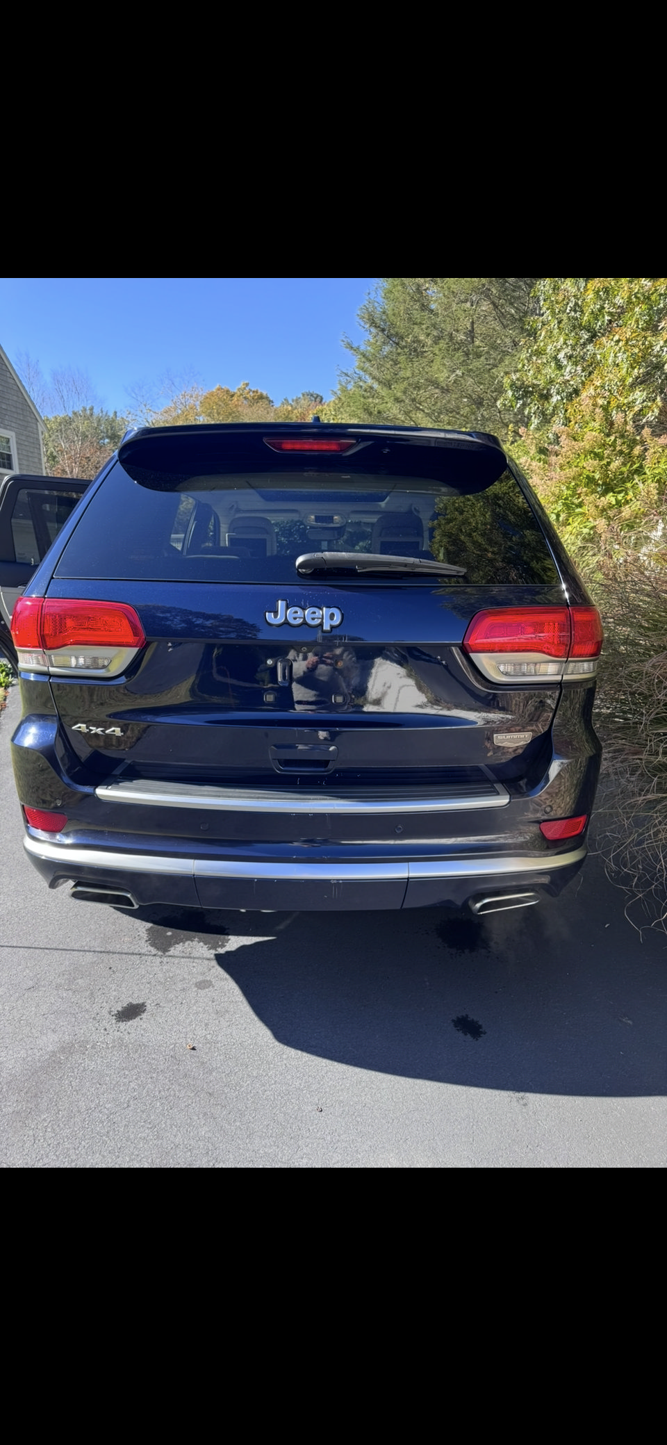 Used 2018 Jeep Grand Cherokee Summit AWD/4WD image 3