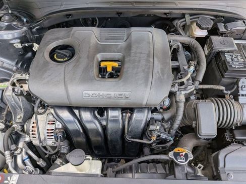 Certified 2023 Kia Forte LXS w/ LXS Technology Package FWD image 25