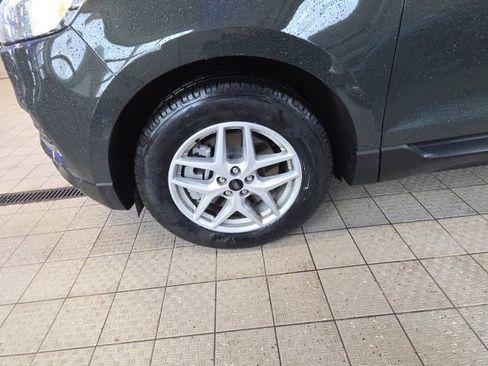 Used 2024 Ford Edge SEL w/ Convenience Package image 20