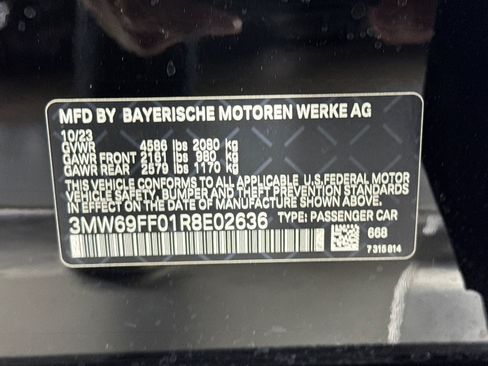 Used 2024 BMW 330i Sedan w/ Convenience Package RWD image 26