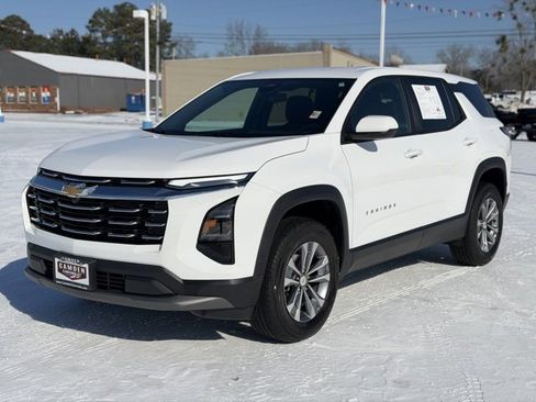 Used 2025 Chevrolet Equinox LT image 6