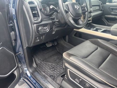 Used 2022 RAM 1500 Laramie AWD/4WD image 16