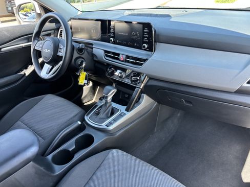 Certified 2026 Kia Seltos LX AWD/4WD image 10