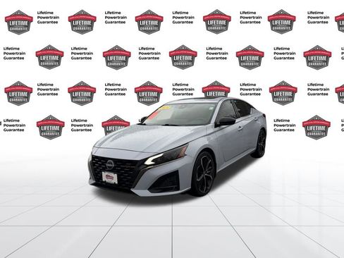 Certified 2024 Nissan Altima 2.5 SR w/ SR Premium Package image 1