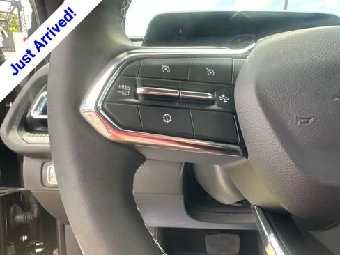 New 2026 Chevrolet Traverse LT w/ Sun and Wheel Package FWD image 19