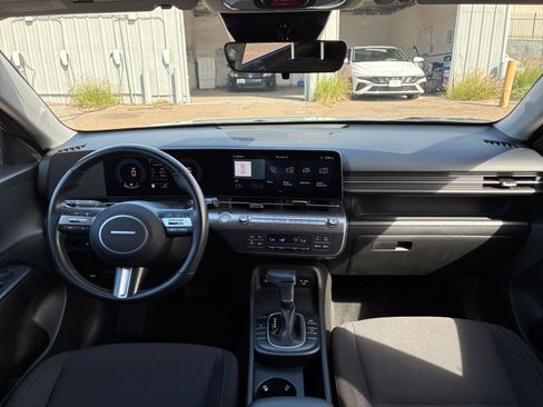 Used 2025 Hyundai Kona SEL image 34