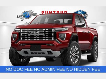 New 2026 GMC Canyon Denali w/ LPO, Black Badging Package