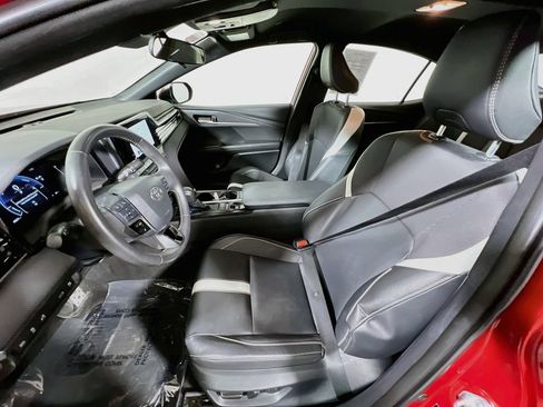 Certified 2025 Toyota Camry SE FWD image 18