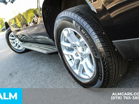 Used 2025 Chevrolet Tahoe LT AWD/4WD image 15