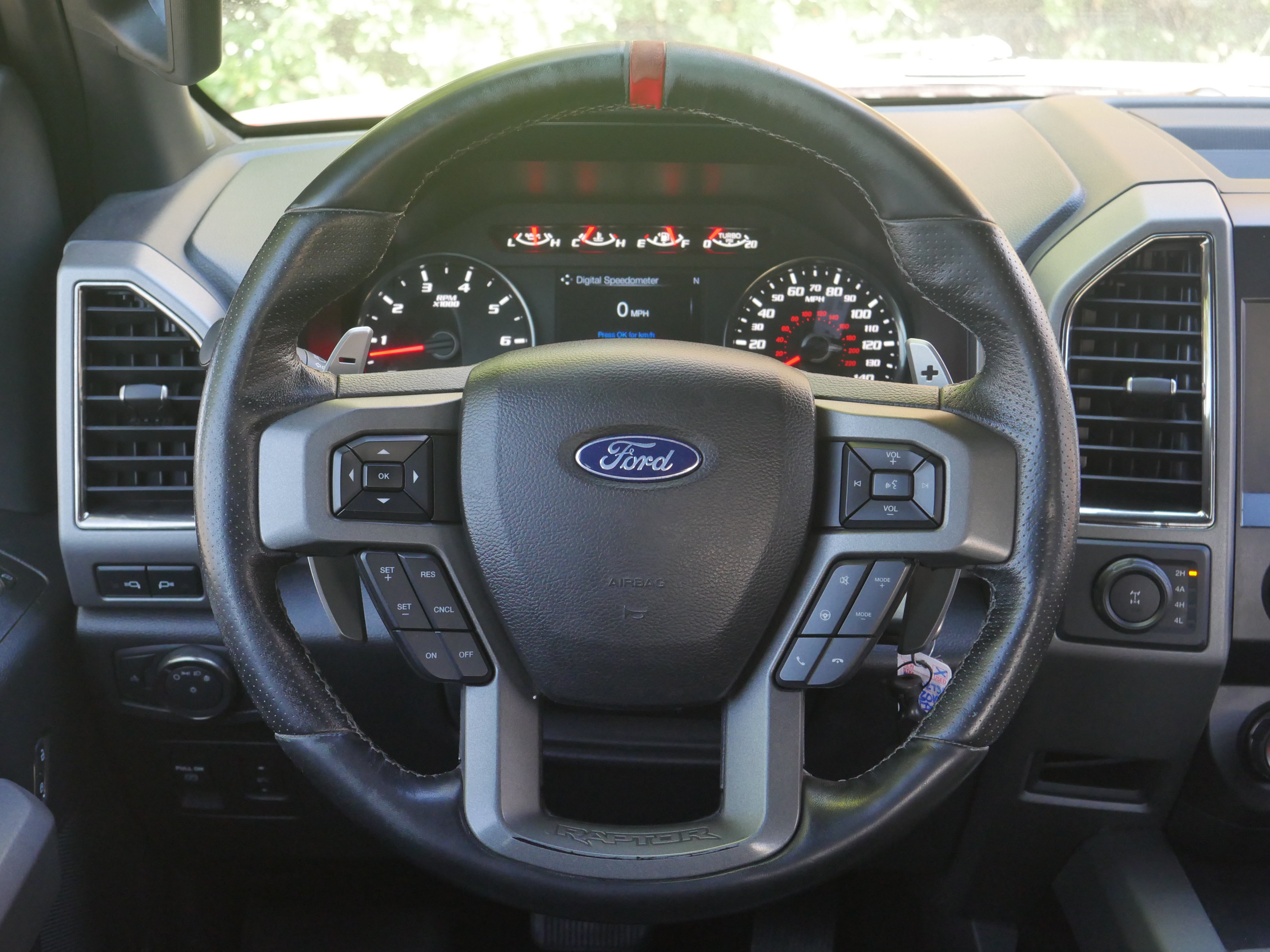 Used 2019 Ford F150 Raptor AWD/4WD image 6