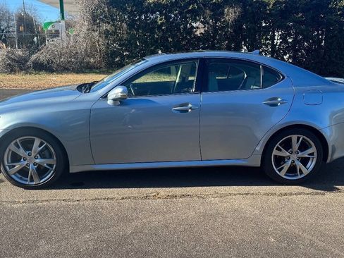 Used 2010 Lexus IS 250 image 5