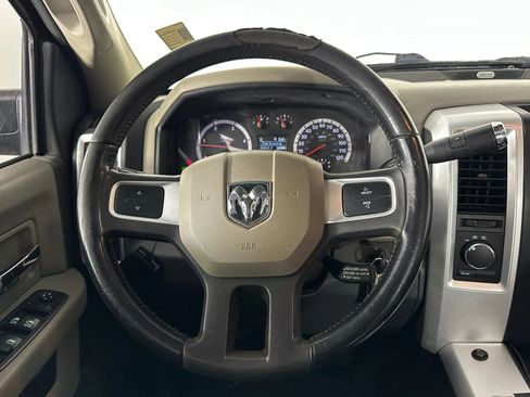 Used 2011 RAM 3500 SLT w/ Technology Group image 32