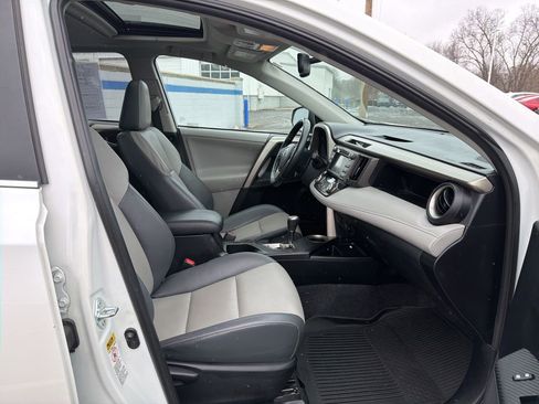 Used 2013 Toyota RAV4 Limited image 26