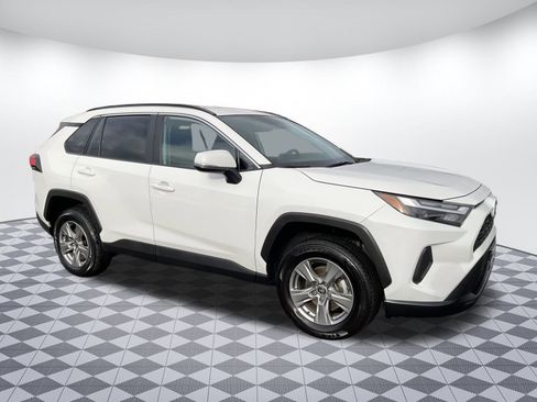 Used 2024 Toyota RAV4 XLE image 1