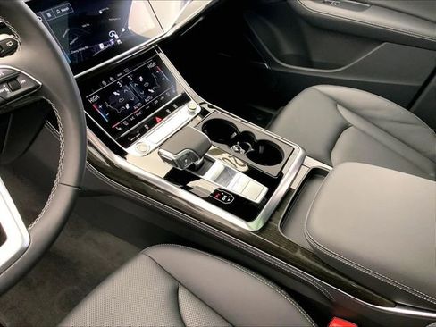 Used 2025 Audi Q7 3.0T Premium Plus w/ Premium Plus Package image 17