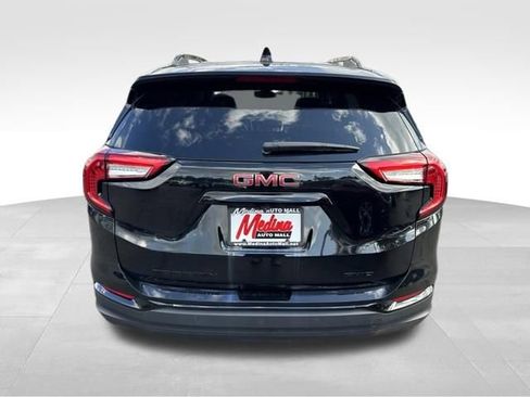 Used 2024 GMC Terrain SLT w/ Elevation Edition AWD/4WD image 6