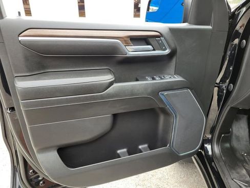 Used 2023 Chevrolet Silverado 1500 RST image 18