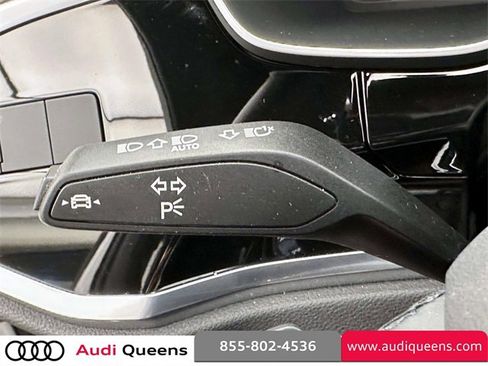 Certified 2022 Audi Q3 2.0T Premium w/ Convenience Package image 31