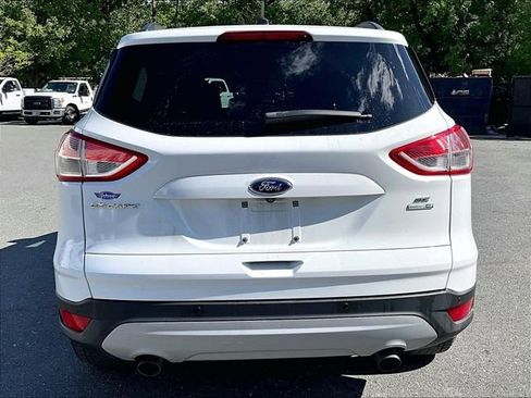 Used 2016 Ford Escape SE w/ Equipment Group 201A AWD/4WD image 5