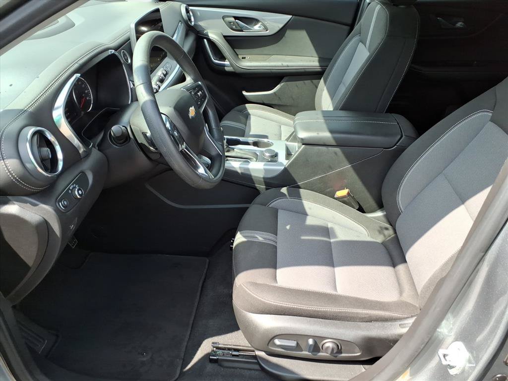 Certified 2025 Chevrolet Blazer LT FWD image 12