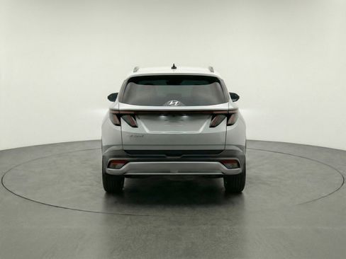 Used 2025 Hyundai Tucson SEL FWD image 7
