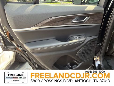 New 2026 Jeep Grand Cherokee Altitude AWD/4WD image 11