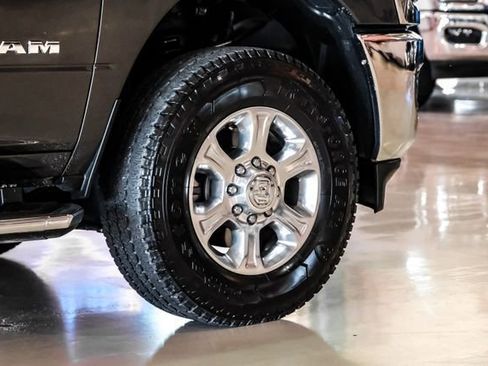 Used 2024 RAM 2500 Big Horn AWD/4WD image 51
