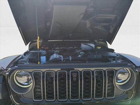 New 2025 Jeep Wrangler Unlimited Rubicon 392 AWD/4WD image 19