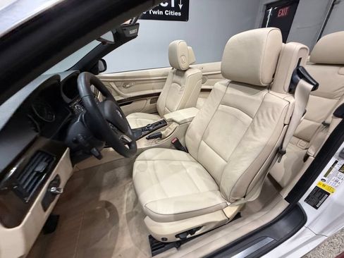 Used 2010 BMW 328i Convertible RWD image 23
