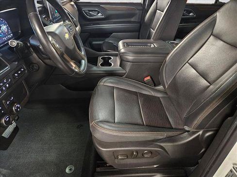 Used 2022 Chevrolet Tahoe High Country w/ Premium Package 2 AWD/4WD image 15