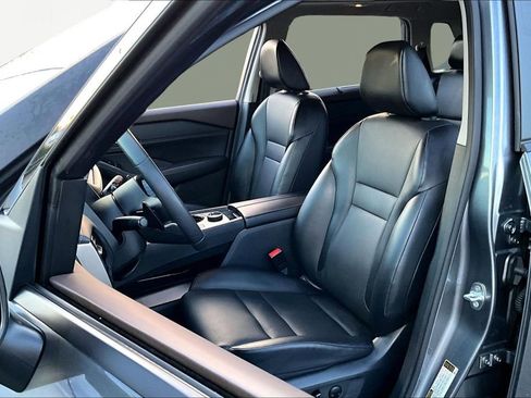 Used 2022 Nissan Rogue SV w/ SV Premium Package image 17