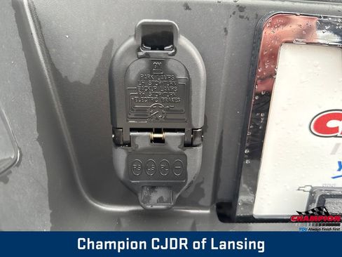 Used 2016 Chevrolet Silverado 1500 LT w/ All Star Edition image 38