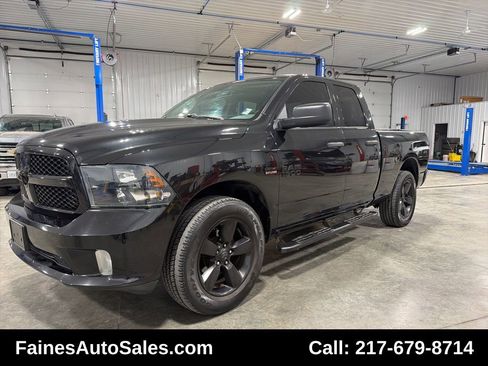 Used 2018 RAM 1500 Express w/ Black Ram 1500 Express Group image 4
