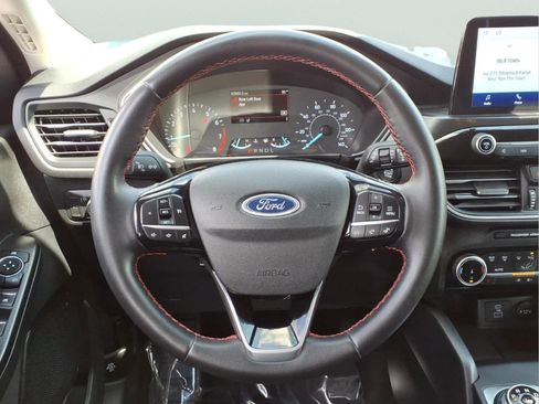 Used 2022 Ford Escape SEL w/ SEL Stealth AWD Package image 19