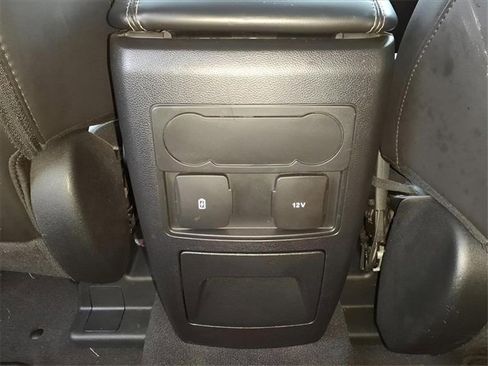 Used 2023 Ford Explorer XLT w/ Equipment Group 202A image 27