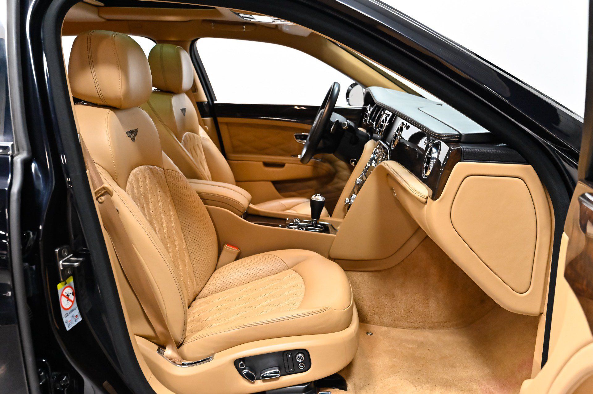 Used 2017 Bentley Mulsanne RWD image 20