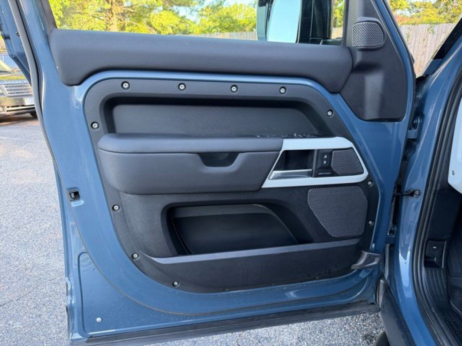 Certified 2024 Land Rover Defender 110 S AWD/4WD image 20