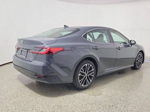 Used 2026 Toyota Camry XLE FWD image 5