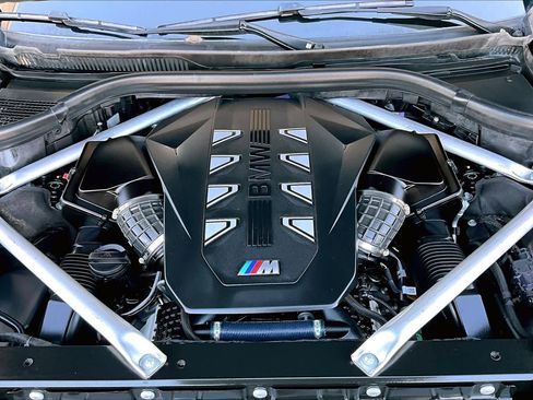 Used 2023 BMW X7 M60i w/ Executive Package image 30