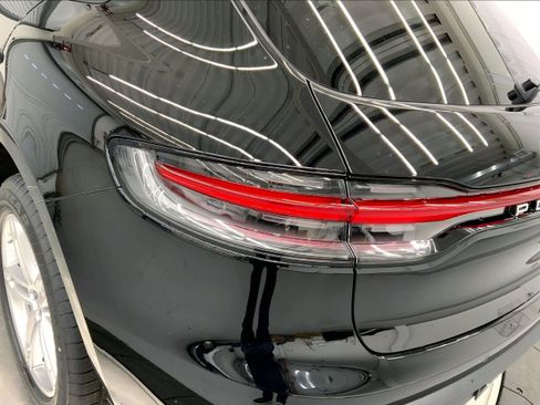 New 2026 Porsche Macan AWD/4WD image 20
